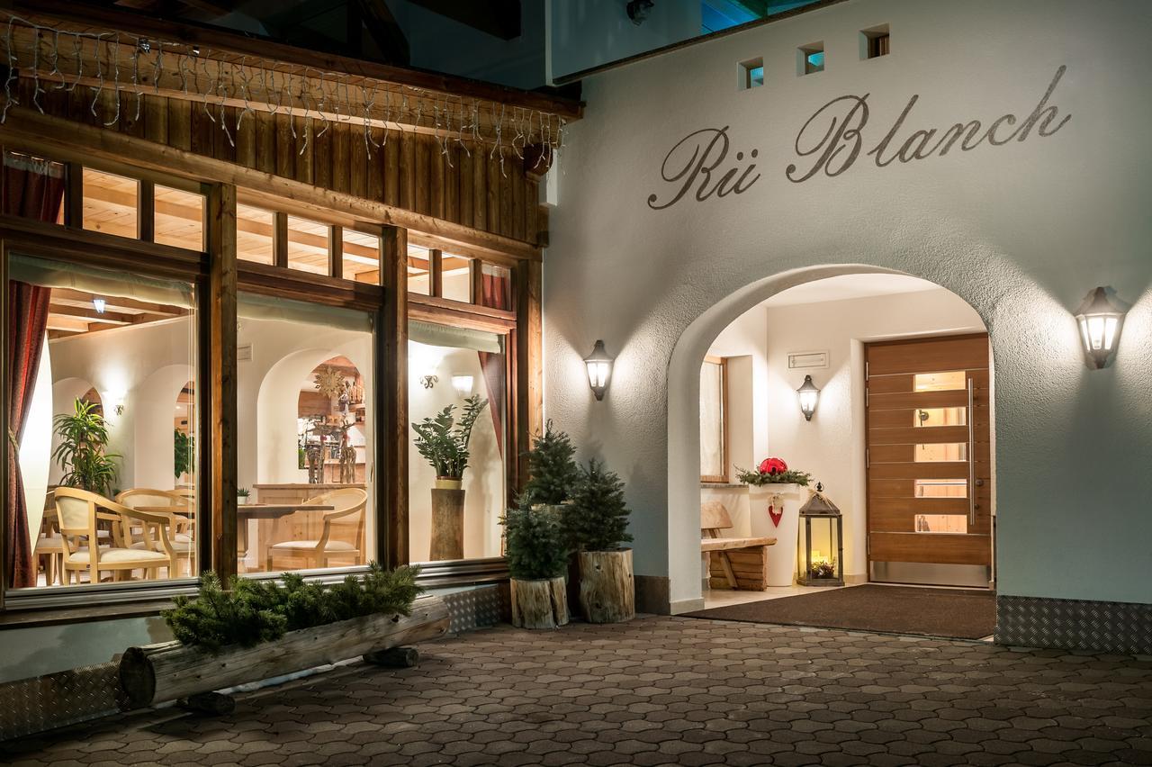 B&B - Hotel Ciasa Rue Blanch 圣卡夏诺 外观 照片